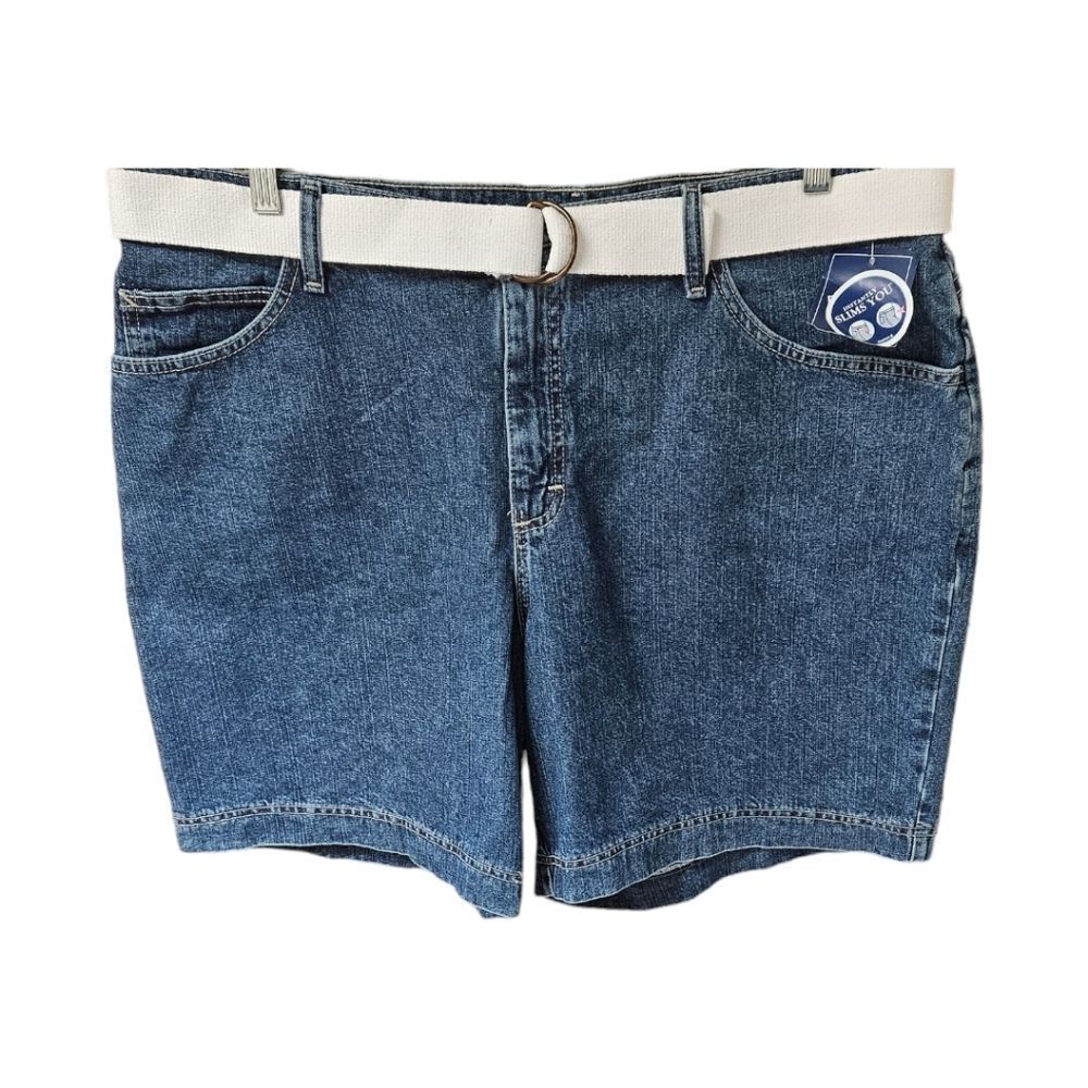RIDERS BY LEE Women's Plus Mid Rise Instant Slimming Med Wash Jean Shorts 18W